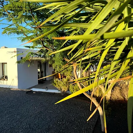 Casa Marisa With Heated Pool & Garden ティンダヤ