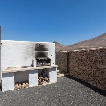 Casa Marisa With Heated Pool & Garden * ティンダヤ