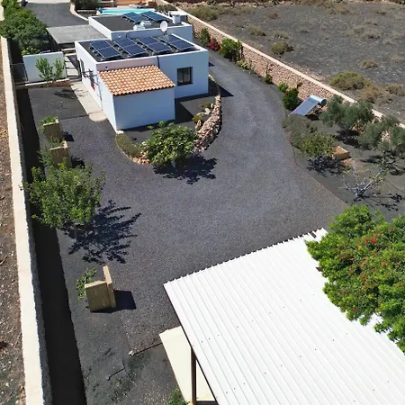 Σπίτι διακοπών Casa Marisa With Heated Pool & Garden *