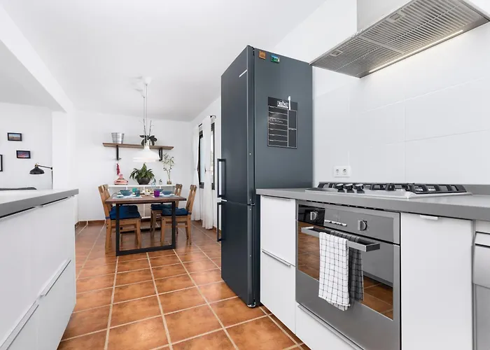 Casa Marisa With Heated Pool & Garden